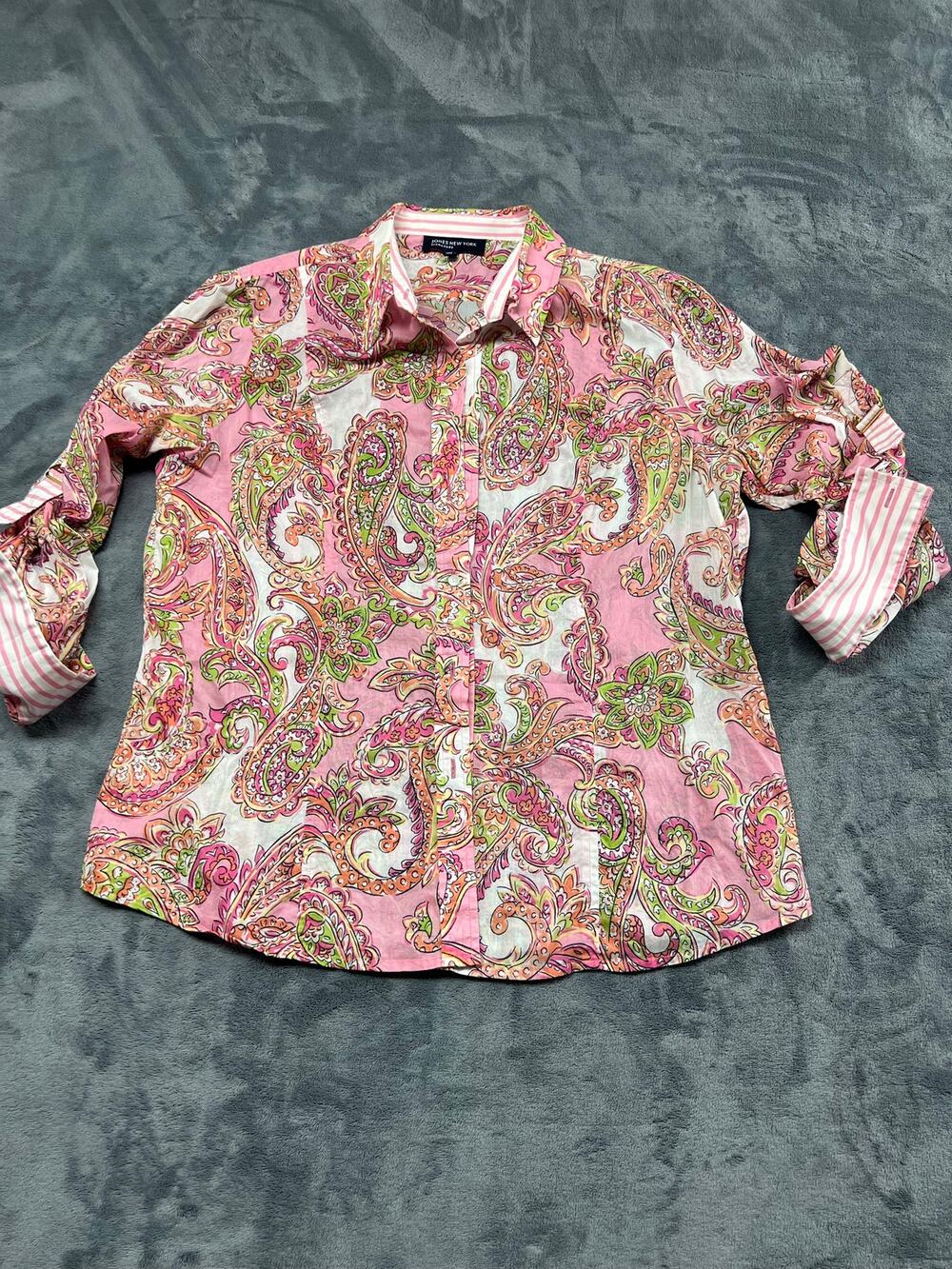 Jones New York Signature Paisley XL Woman’s Buttoned Down Shirt